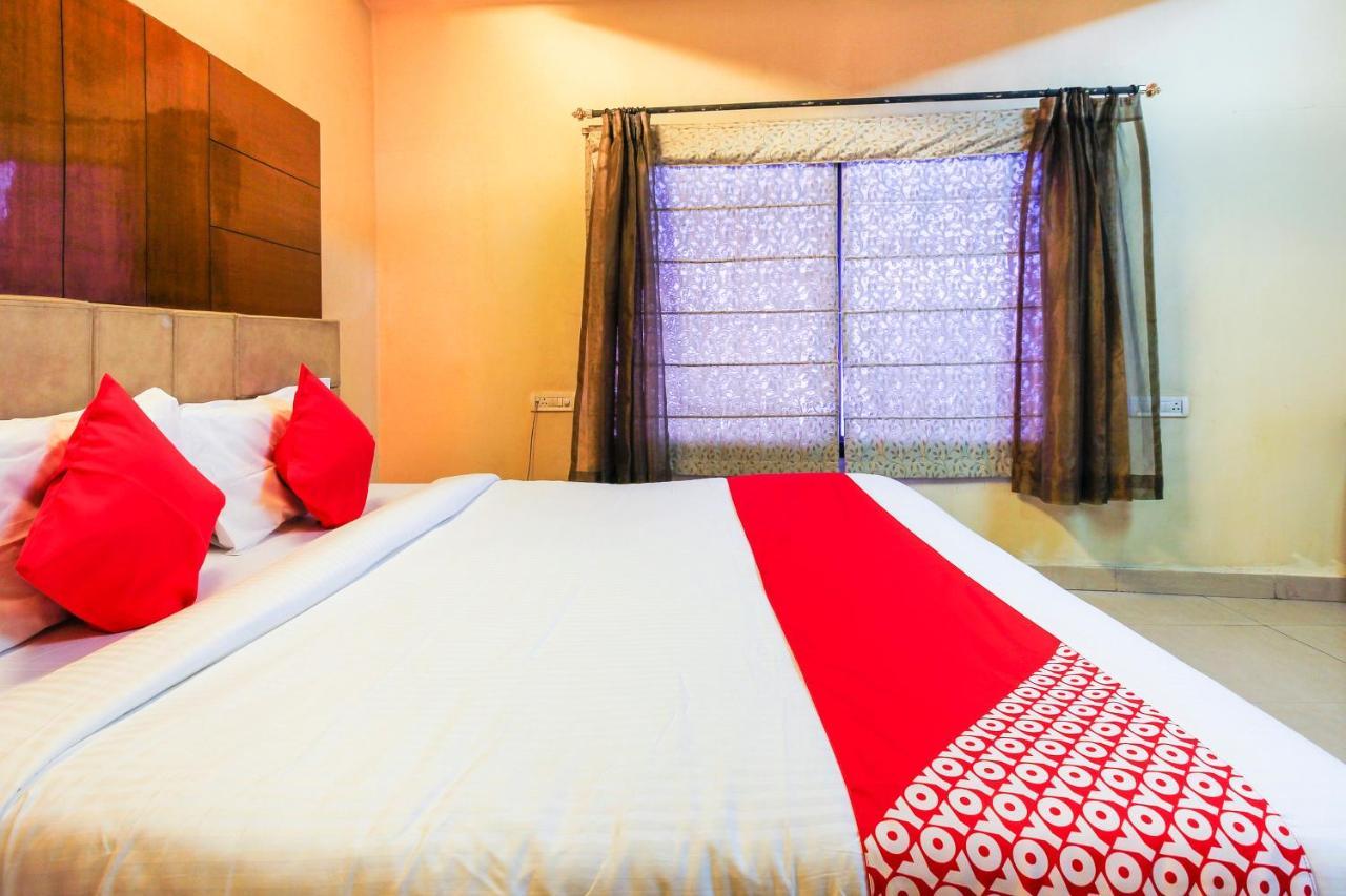 Oyo Hotel Metro International Near Lb Stadium Гайдарабад Екстер'єр фото