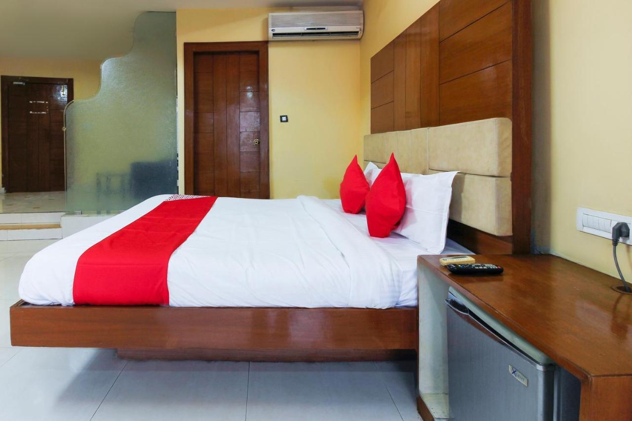 Oyo Hotel Metro International Near Lb Stadium Гайдарабад Екстер'єр фото