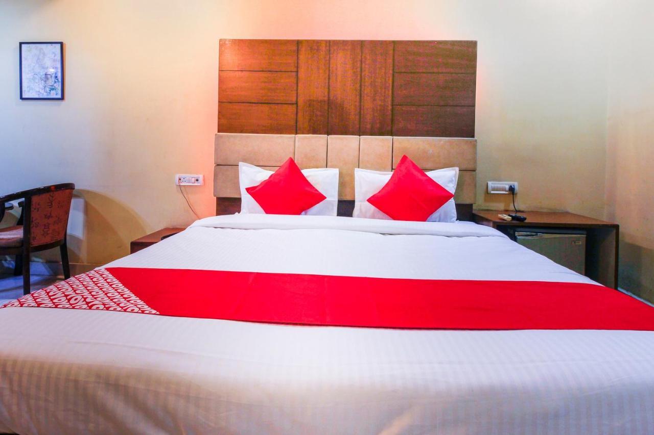 Oyo Hotel Metro International Near Lb Stadium Гайдарабад Екстер'єр фото
